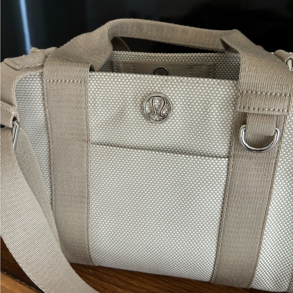 Beige Canvas Shoulder Bag - Picture 3 of 8